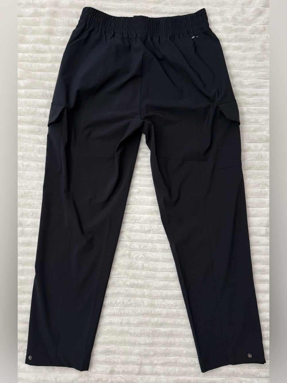 “NWOT” Mondetta Black Cargo Pants - Elastic Waist